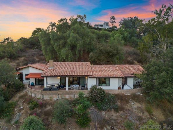2710 Dehesa Road, El Cajon CA 92019