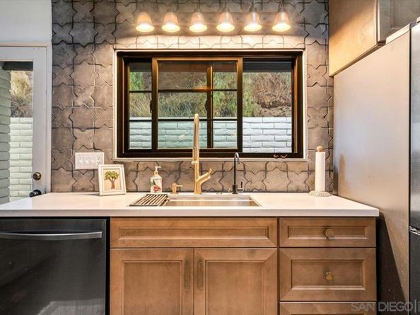 2710 Dehesa Road, El Cajon CA 92019