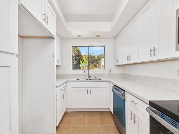 1957 Outrigger Way, Oceanside CA 92054