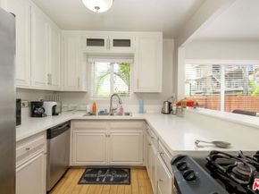 11 20TH Avenue, Venice CA 90291