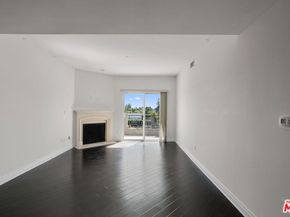 4424 Whitsett Avenue 303, Studio City CA 91604