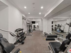 4424 Whitsett Avenue 303, Studio City CA 91604