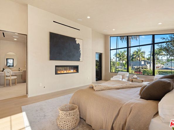923 Milwood Avenue, Venice CA 90291