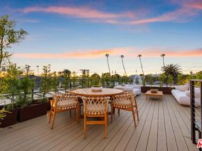 923 Milwood Avenue, Venice CA 90291
