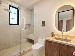 923 Milwood Avenue, Venice CA 90291