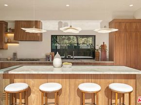923 Milwood Avenue, Venice CA 90291