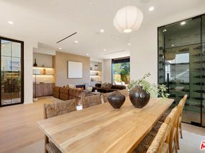 923 Milwood Avenue, Venice CA 90291