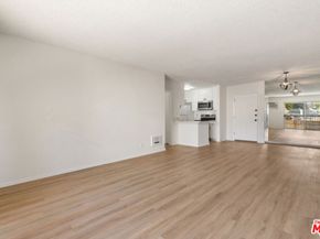 18307 Burbank Boulevard 118, Tarzana CA 91356