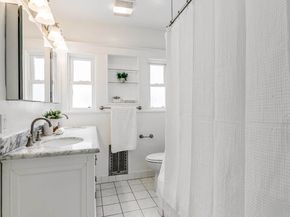 313 N Norton Avenue, Los Angeles CA 90004