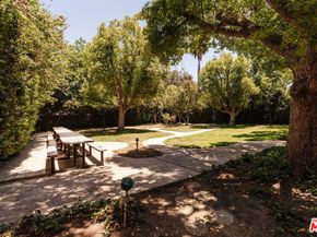 15023 Sherman Way E, Van Nuys CA 91405