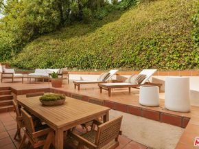 588 Dryad Road, Santa Monica CA 90402