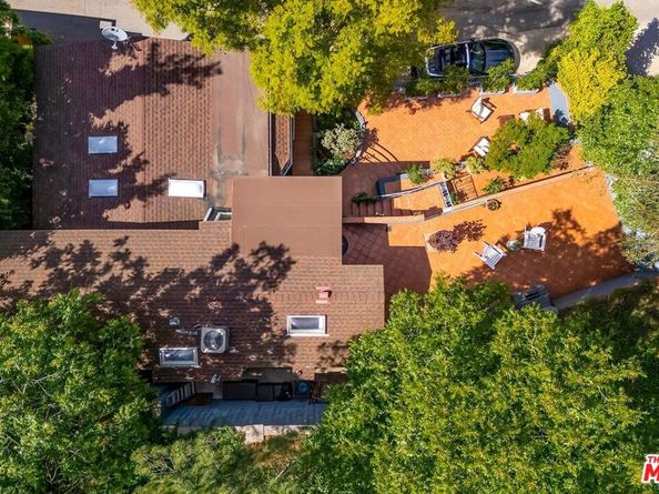 9826 Portola Drive, Beverly Hills CA 90210