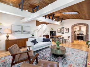 9826 Portola Drive, Beverly Hills CA 90210