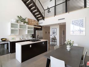 803 Wilcox Avenue 11, Los Angeles CA 90038