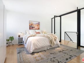 803 Wilcox Avenue 11, Los Angeles CA 90038