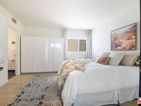 803 Wilcox Avenue 11, Los Angeles CA 90038