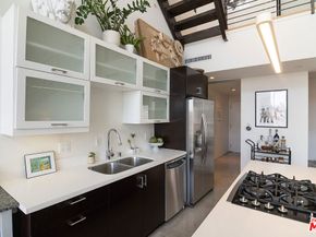 803 Wilcox Avenue 11, Los Angeles CA 90038