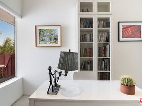 803 Wilcox Avenue 11, Los Angeles CA 90038