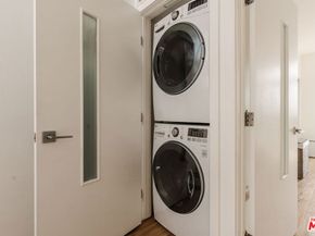 1040 N Spaulding Avenue 4, West Hollywood CA 90046