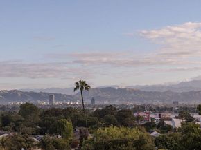 5208 Sanchez Drive, Los Angeles CA 90008