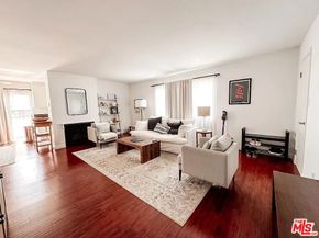 11836 Mayfield Avenue 9, Los Angeles CA 90049