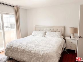11836 Mayfield Avenue 9, Los Angeles CA 90049