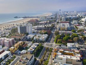 2216 Main Street 8 Units, Santa Monica CA 90405