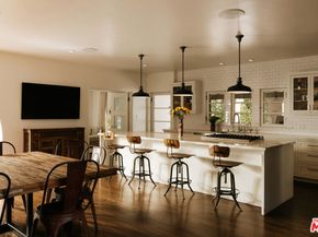 563 S Burlingame Avenue, Los Angeles CA 90049