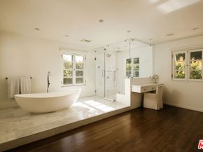 563 S Burlingame Avenue, Los Angeles CA 90049