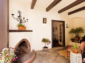 429 Ross Street, Glendale CA 91207