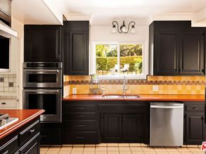 429 Ross Street, Glendale CA 91207