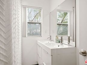 3324 Hamilton Way, Los Angeles CA 90026