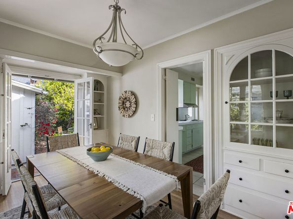 16 Oak Knoll Gardens Drive, Pasadena CA 91106