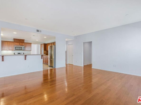 11735 Terra Vista Way, Sylmar CA 91342