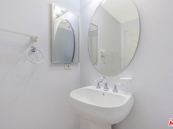 11735 Terra Vista Way, Sylmar CA 91342