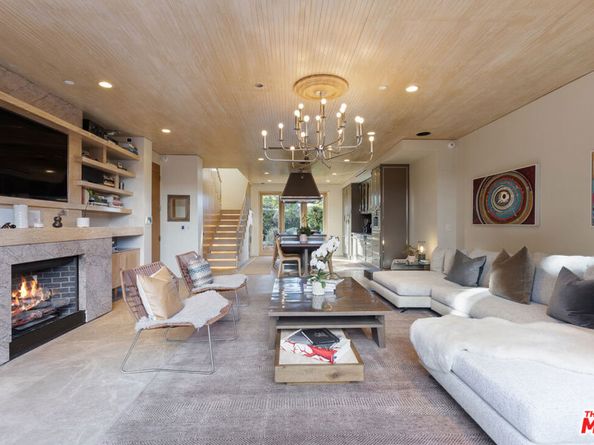 812 Brooks Avenue, Venice CA 90291