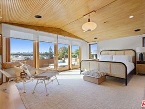 812 Brooks Avenue, Venice CA 90291