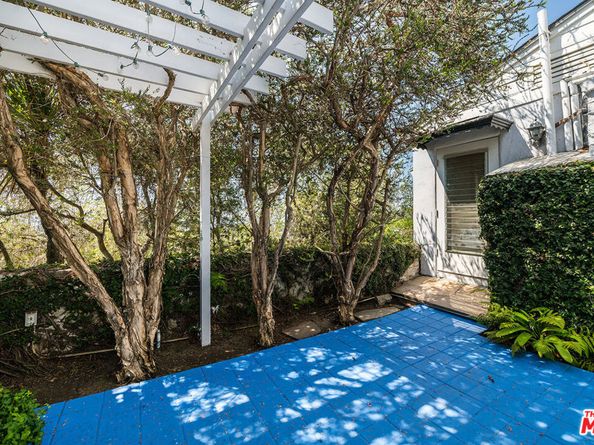 16177 Alcima Avenue, Pacific Palisades CA 90272