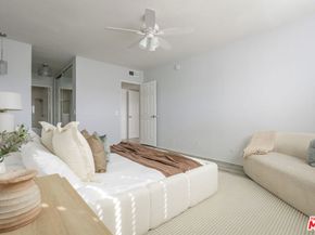 4829 Whitsett Avenue 301, Valley Village CA 91607