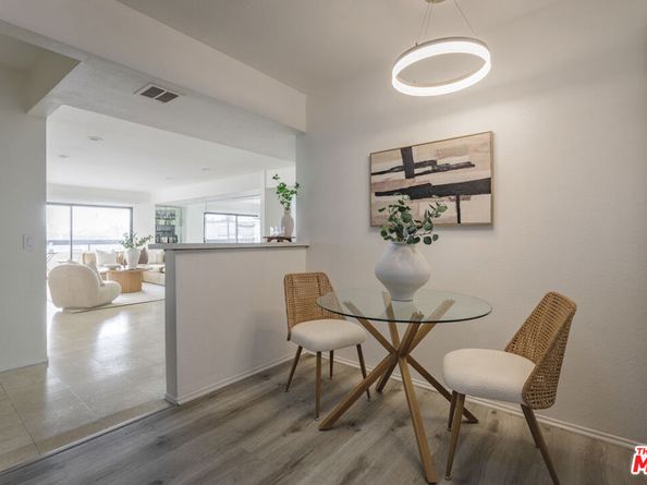 4829 Whitsett Avenue 301, Valley Village CA 91607