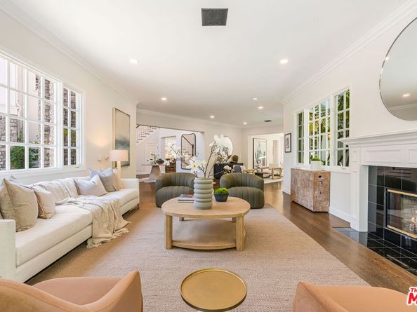 11797 CHAPARAL Street, Los Angeles CA 90049