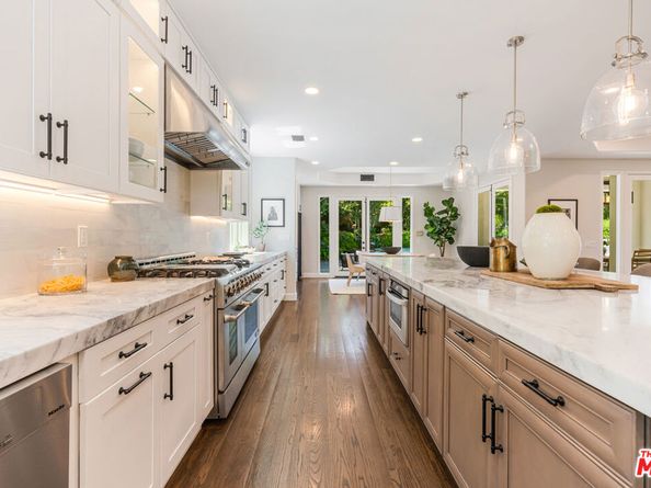 11797 CHAPARAL Street, Los Angeles CA 90049