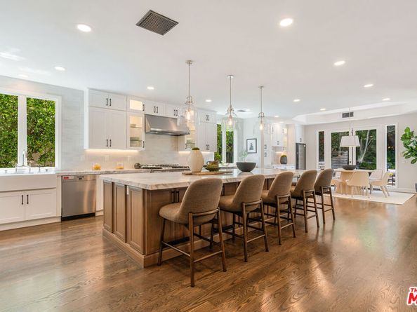 11797 CHAPARAL Street, Los Angeles CA 90049