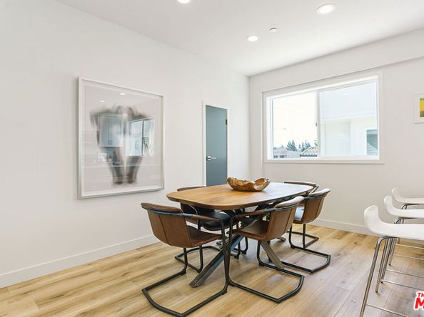 14667 W Sara Lane, Panorama City CA 91402