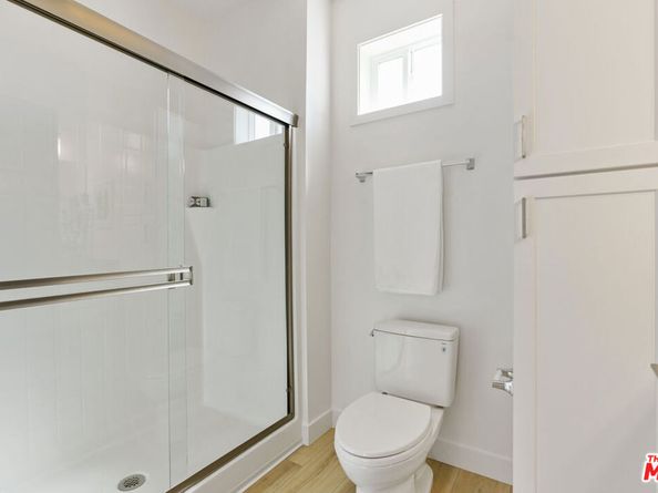 14667 W Sara Lane, Panorama City CA 91402