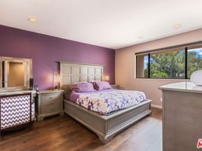 15161 Magnolia Boulevard F, Sherman Oaks CA 91403