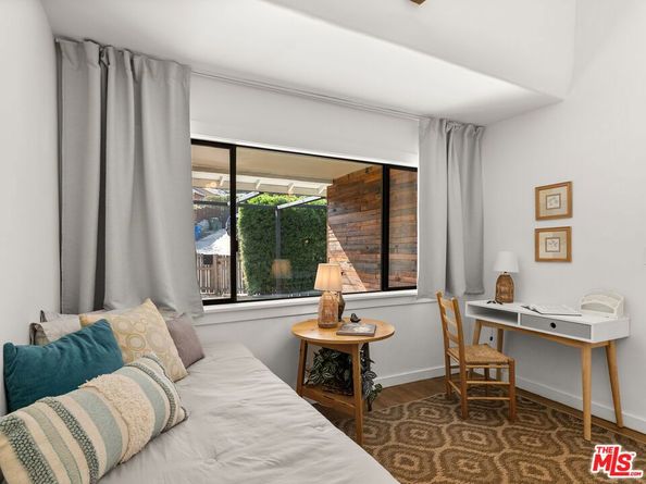 4707 Toland Way, Los Angeles CA 90042