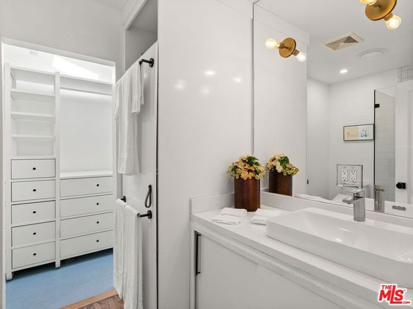 4707 Toland Way, Los Angeles CA 90042