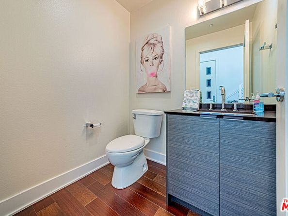 600 S Ridgeley Drive PH1, Los Angeles CA 90036