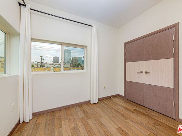 903 S New Hampshire Avenue 303, Los Angeles CA 90006